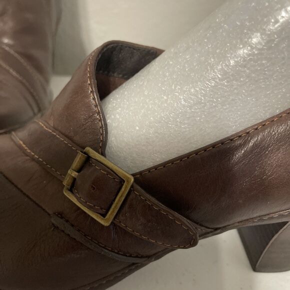 WOMENS CLARKS ARTISAN SLIP ON LEATHER BROWN SHOES SIZE 7 1/2 Heel 2.5” - Picture 6 of 11